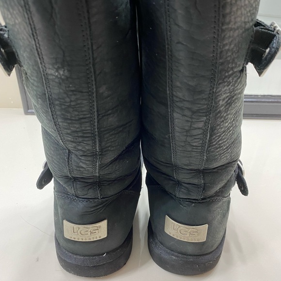 UGG Kensington black leather side buckles size 7 - Picture 3 of 8